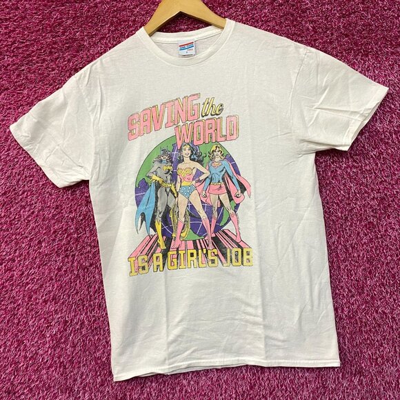 Junk Food Clothing DC "Saving The World Is A Girls Job" Graphic Tee Small - Picture 3 of 4